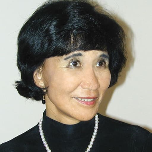 Adeline Yen Mah