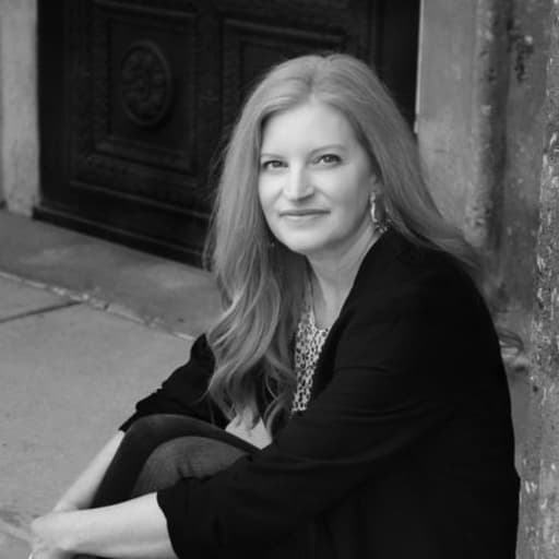 Amy Engel