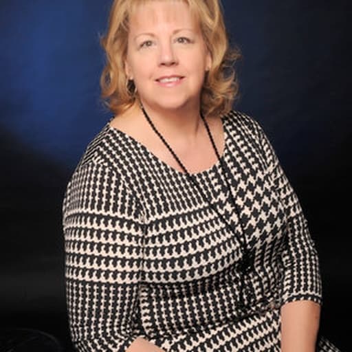 Denise Swanson