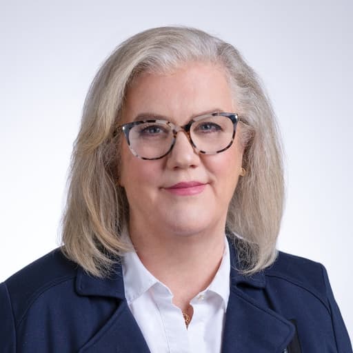 Elizabeth Letts