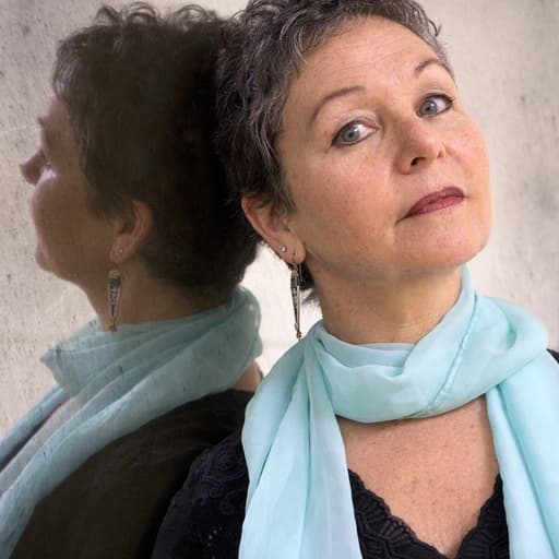 Elizabeth Rosner