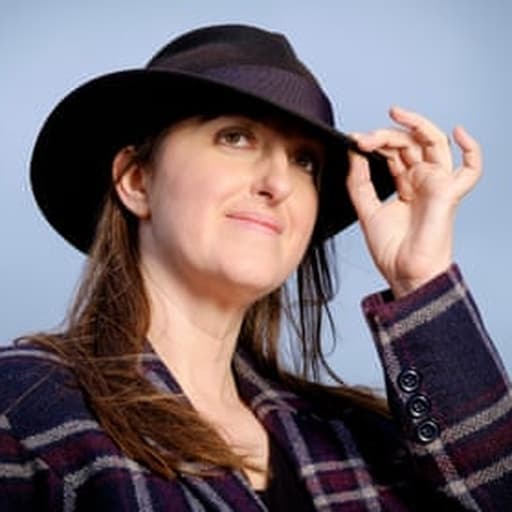Frances Hardinge