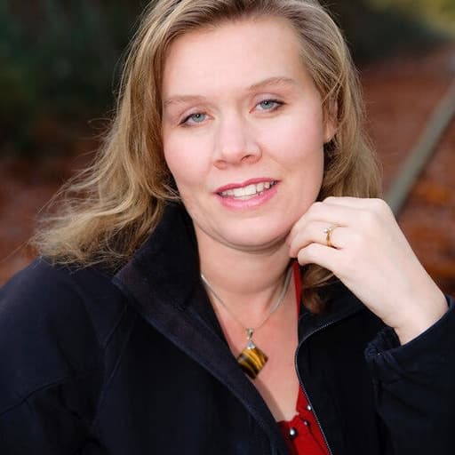 Jennifer Shaw Wolf