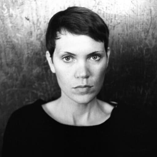 Josephine Rowe