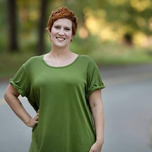 Kelly Thompson