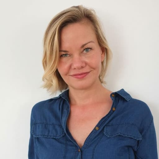 Kirsten Miller
