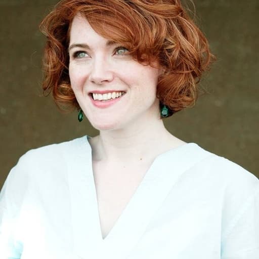 Lucy Dillon