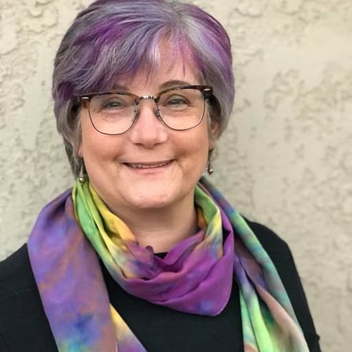 Lynn Flewelling