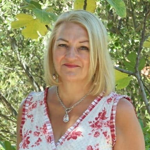 Lynne Graham