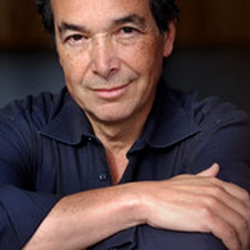 Martin Cruz Smith