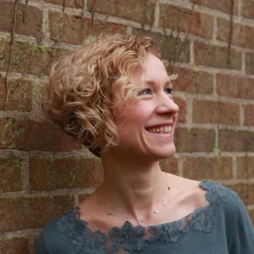 Menna Van Praag