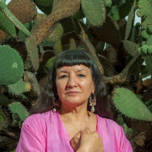 Sandra Cisneros