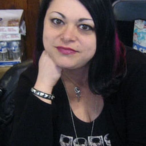 Serena Valentino