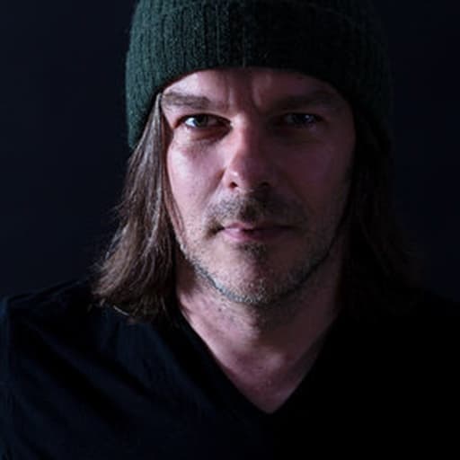 Sylvain Neuvel