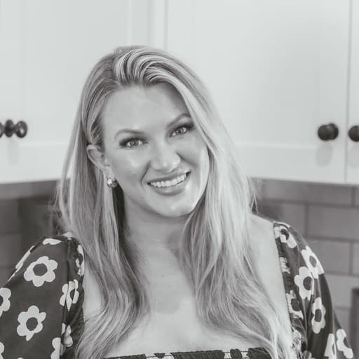 Tarah Dewitt