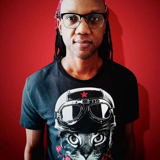 Tendai Huchu