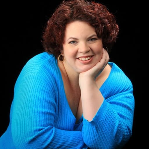 Tracy Wolff