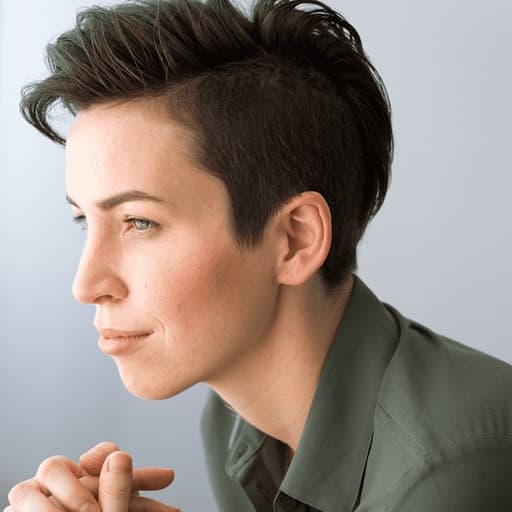 Julia Phillips