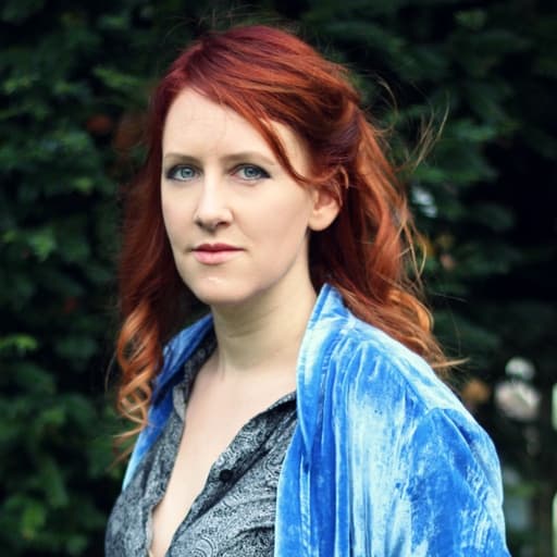 Lucy Holland